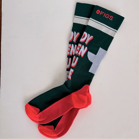 FIGS New Compression Socks READY WHEN YOU ARE Green Orange White Small Medium - Picture 6 of 6